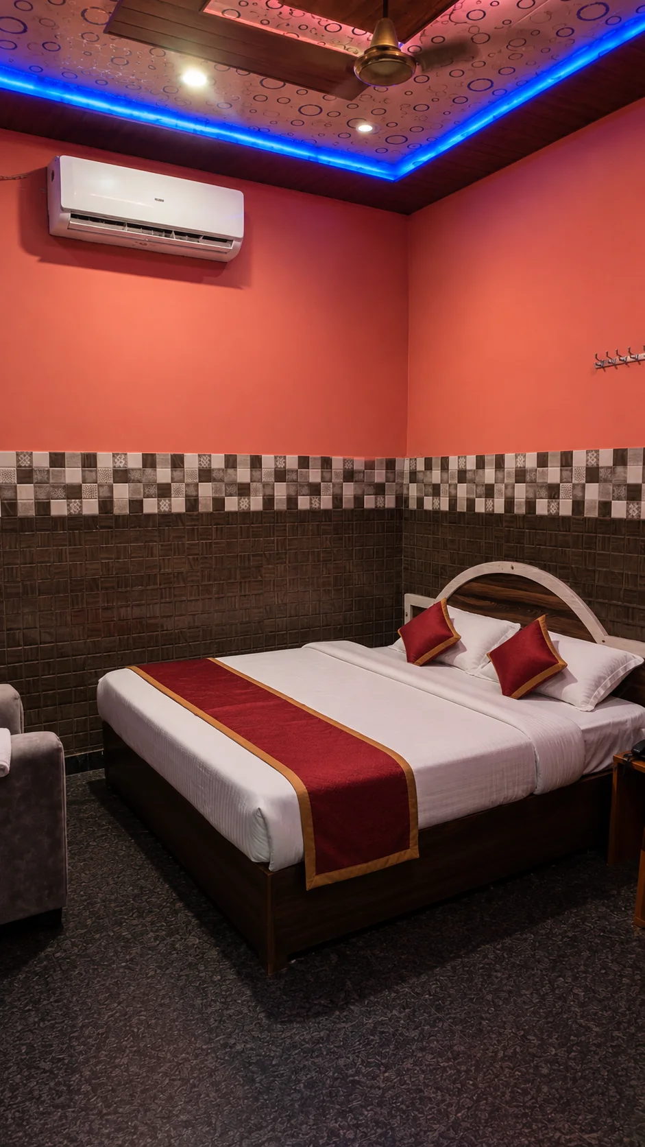 Double Bed AC Room at Aman Guest House in GIDA